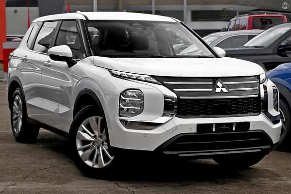 2025 Mitsubishi Outlander