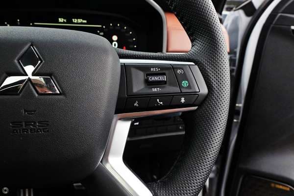 2025 Mitsubishi Outlander